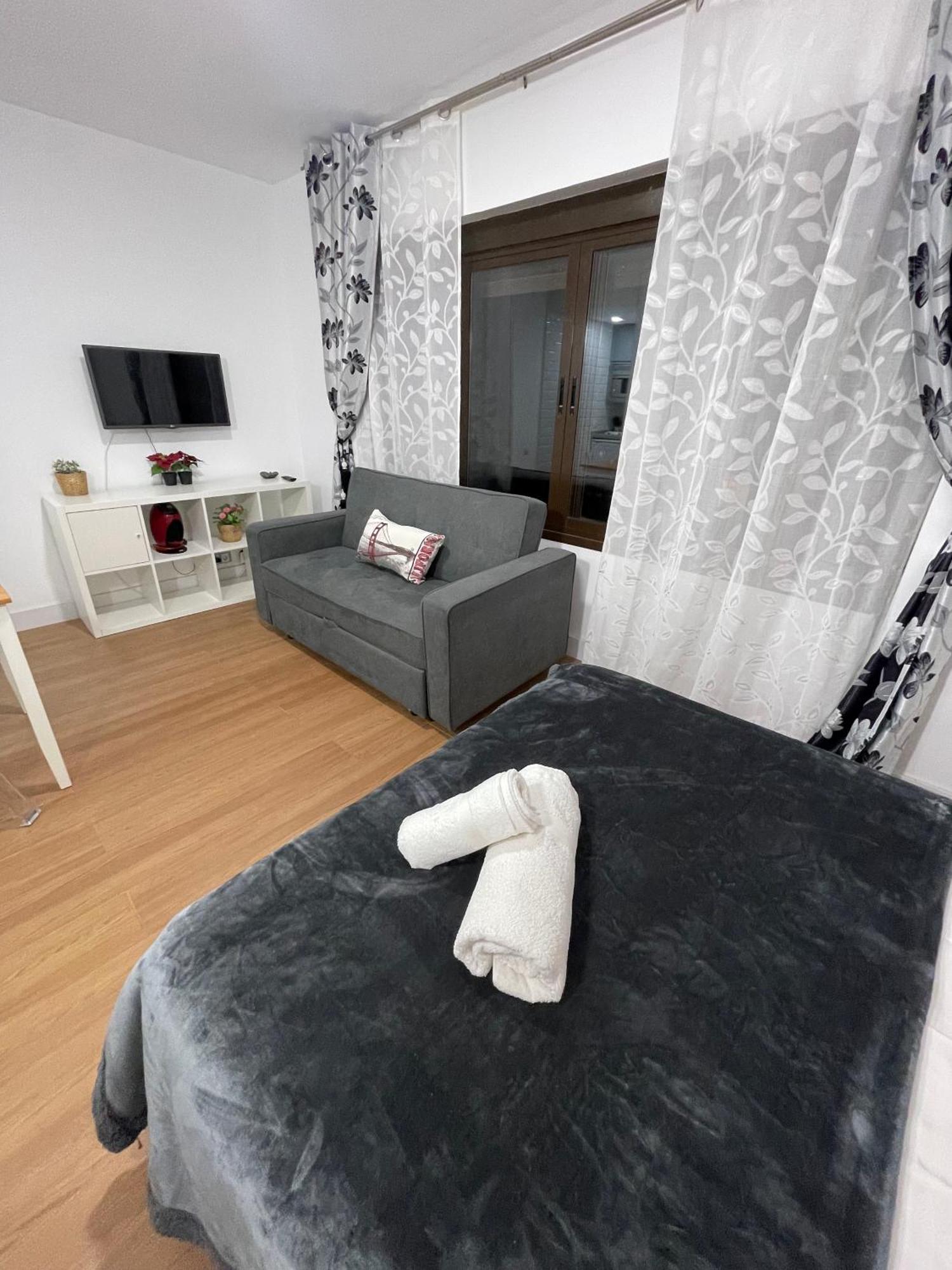 Resitur Luxury Suit 6 Севилья Экстерьер фото