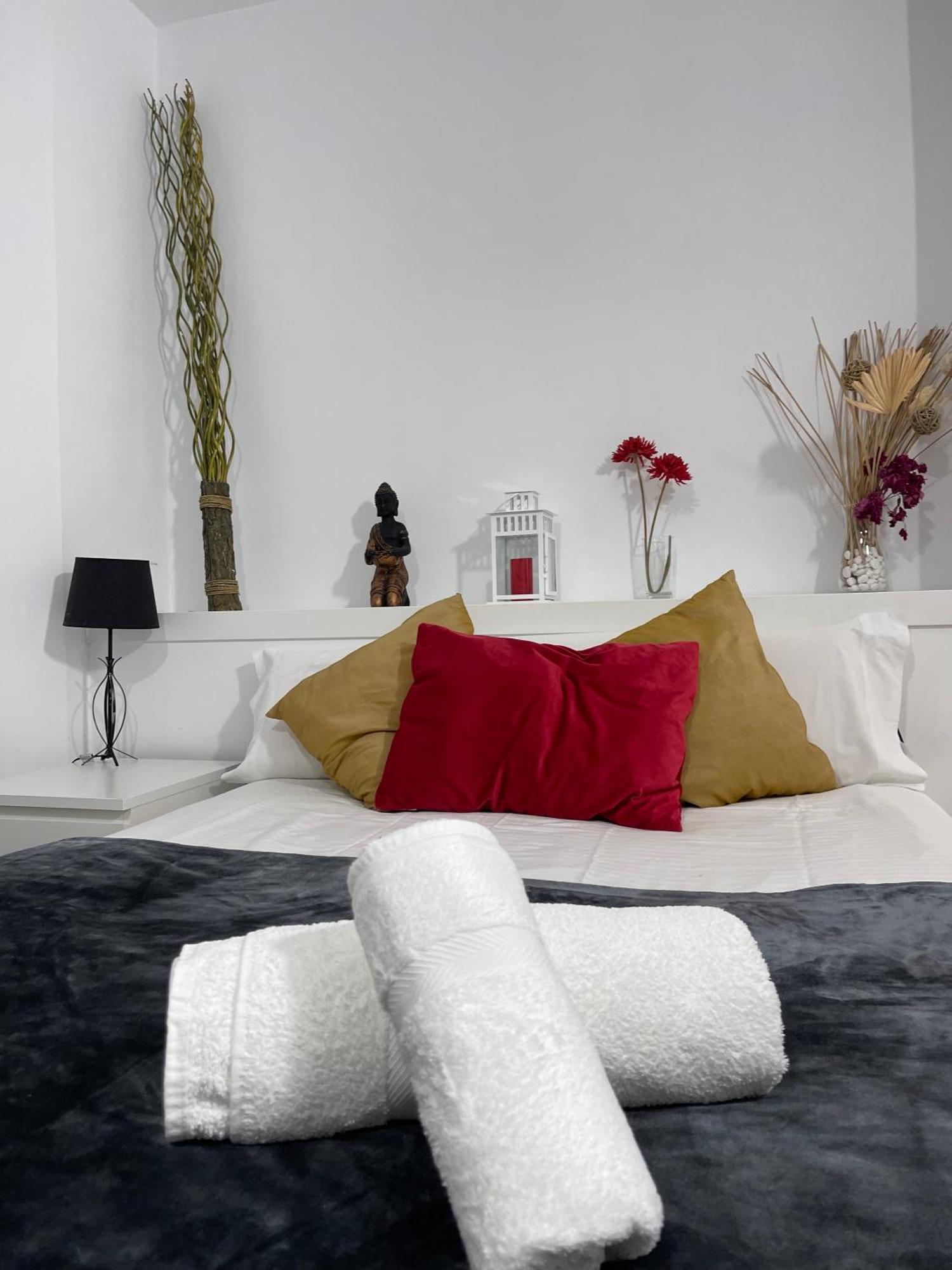 Resitur Luxury Suit 6 Севилья Экстерьер фото