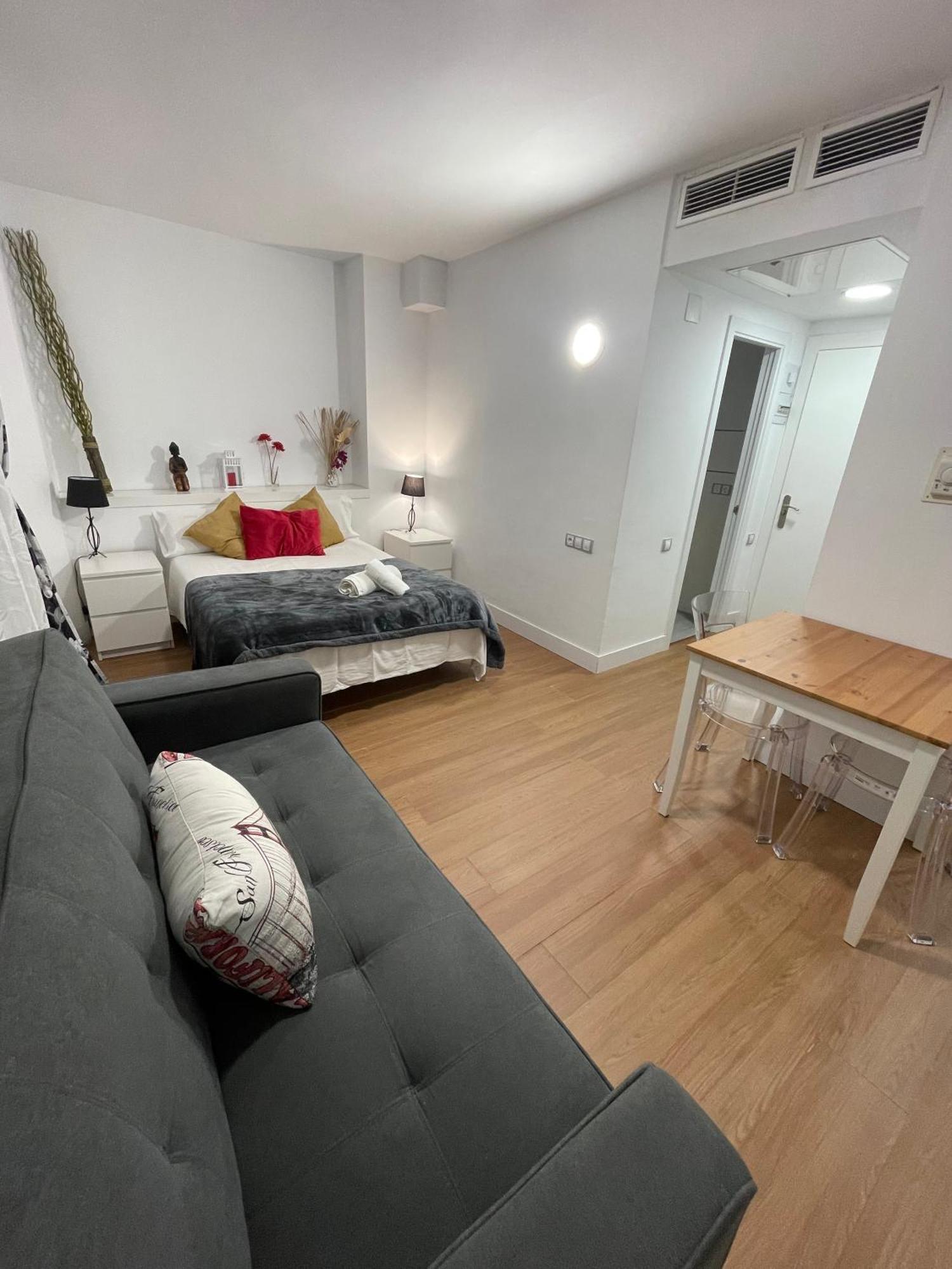 Resitur Luxury Suit 6 Севилья Экстерьер фото